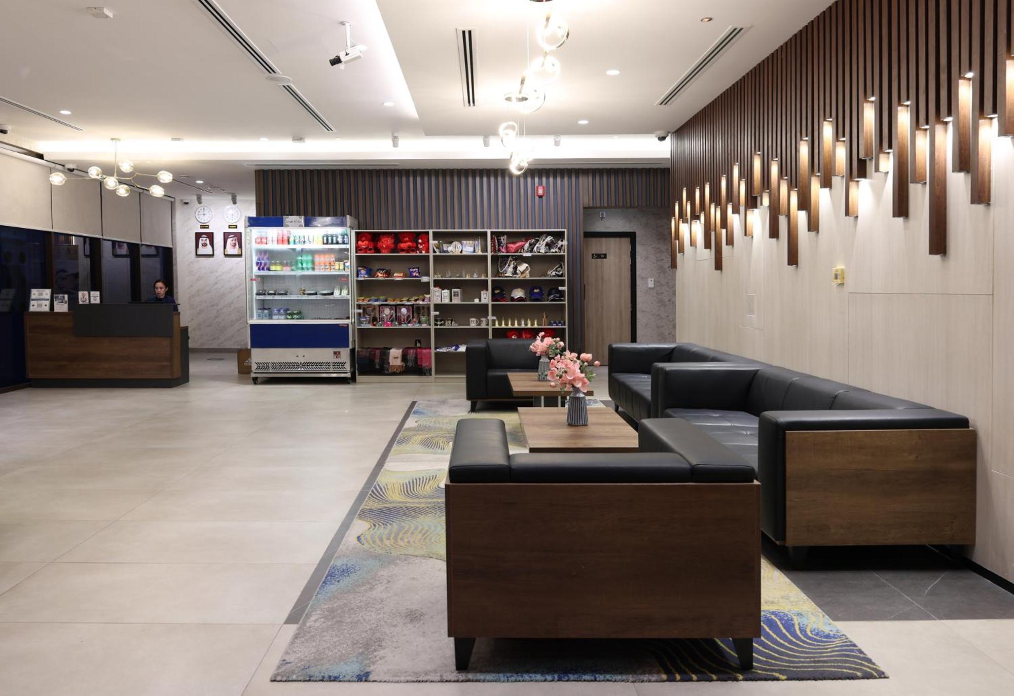 Kingsgate Canal Hotel By Millennium Dubaï Extérieur photo