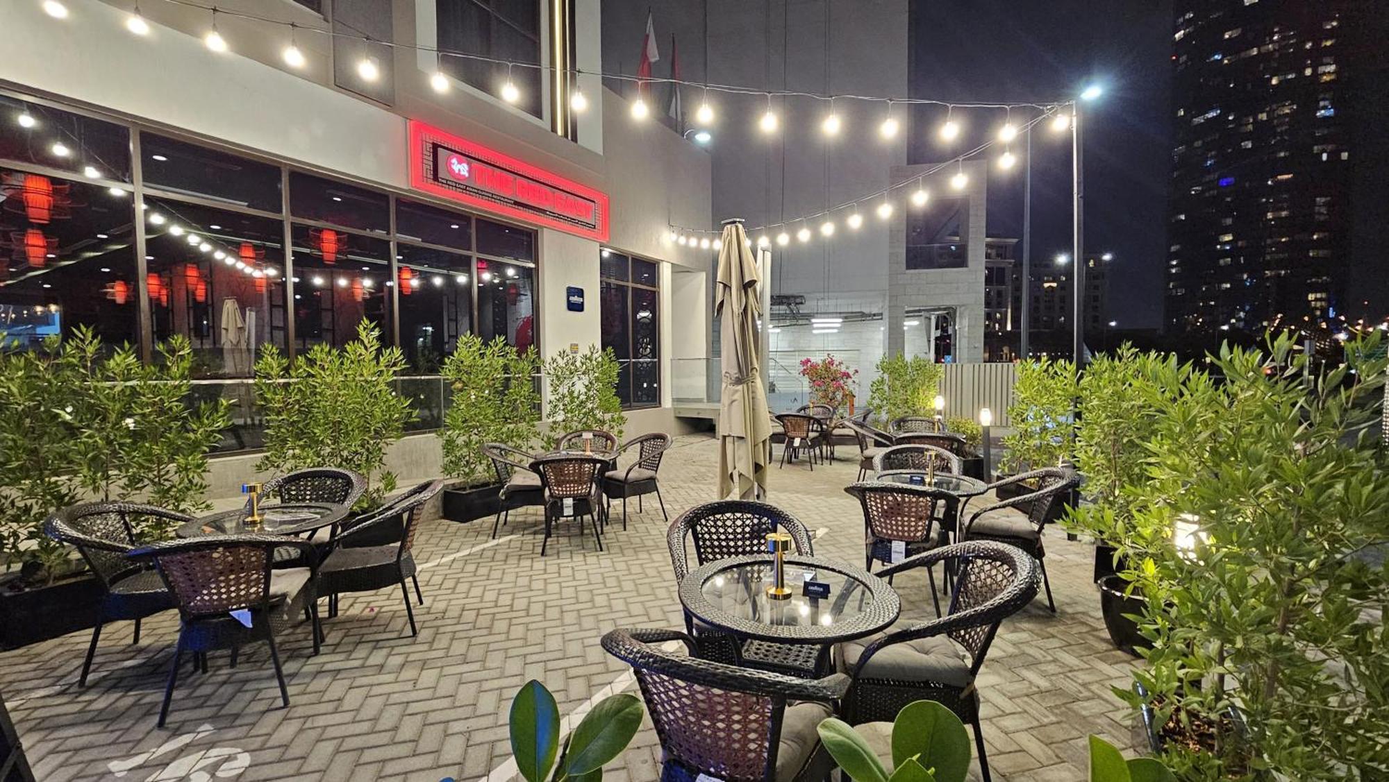 Kingsgate Canal Hotel By Millennium Dubaï Extérieur photo
